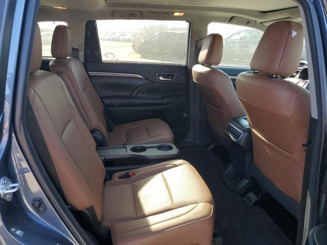 Photo 11 from auction – 2018 TOYOTA HIGHLANDER with VIN 5TDDZRFH9JS834713