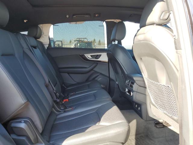 Photo 11 from auction – 2019 AUDI Q7 PREMIUM with VIN WA1LHAF79KD040728