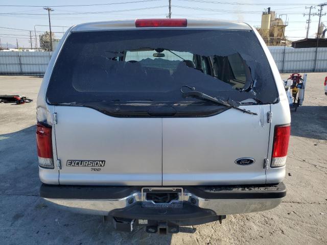Photo 6 from auction – 2001 FORD EXCURSION with VIN 1FMNU40S81EB10054