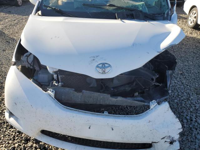 Photo 11 from auction – 2015 TOYOTA SIENNA LE with VIN 5TDKK3DC2FS565610