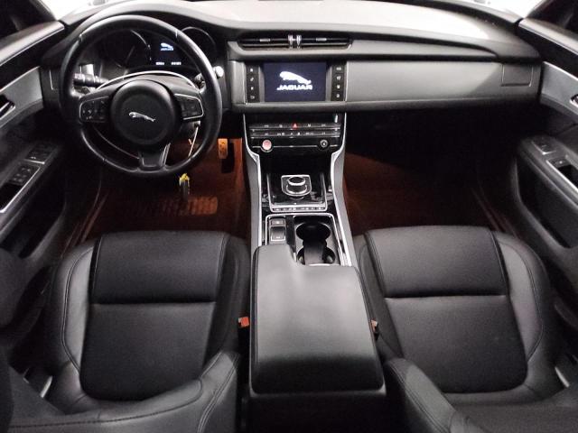 Photo 8 from auction – 2017 JAGUAR XF PREMIUM with VIN SAJBD4BN7HCY43301