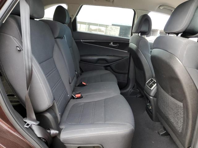Photo 11 from auction – 2016 KIA SORENTO LX with VIN 5XYPG4A32GG072185