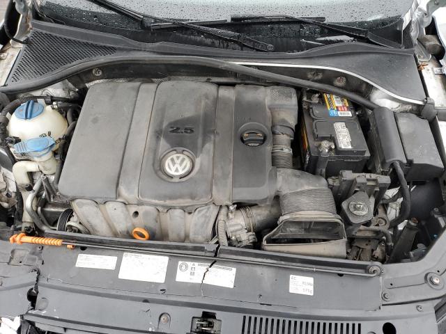 Photo 11 from auction – 2013 VOLKSWAGEN PASSAT S with VIN 1VWAP7A32DC026456