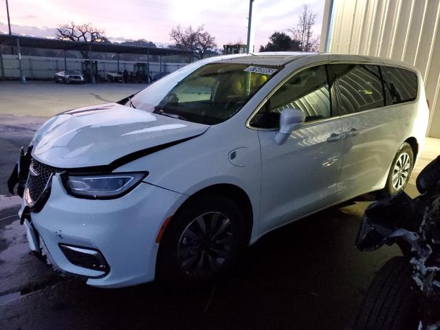 CHRYSLER PACIFICA H 2022 with VIN 2C4RC1L7XNR122889 - Photo from auction