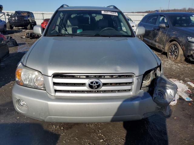 Photo 5 from auction – 2004 TOYOTA HIGHLANDER with VIN JTEEP21A340064801