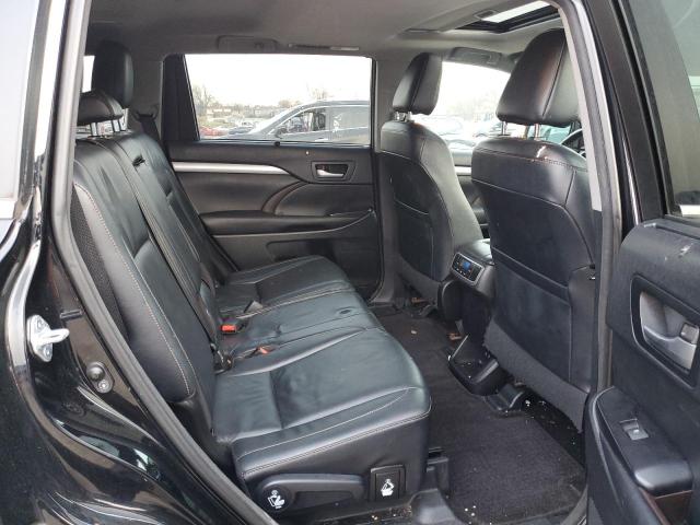 Photo 11 from auction – 2017 TOYOTA HIGHLANDER with VIN 5TDJZRFH4HS411115