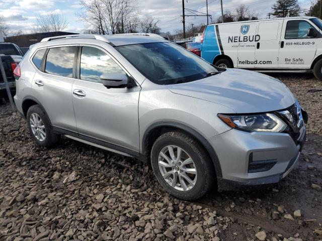 Photo 4 from auction – 2017 NISSAN ROGUE S with VIN KNMAT2MV4HP570356