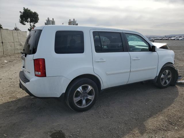 Photo 3 from auction – 2015 HONDA PILOT SE with VIN 5FNYF3H38FB020136