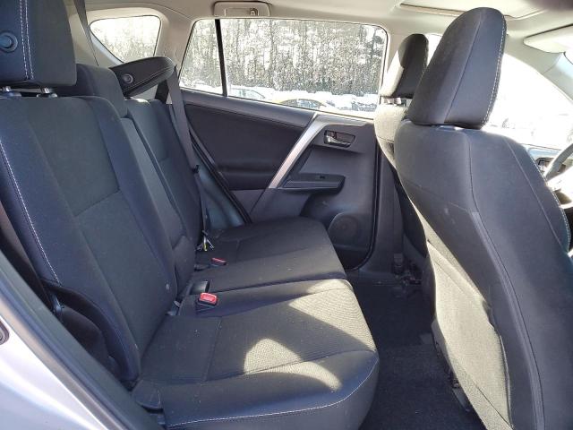 Photo 11 from auction – 2014 TOYOTA RAV4 XLE with VIN 2T3RFREV2EW151357