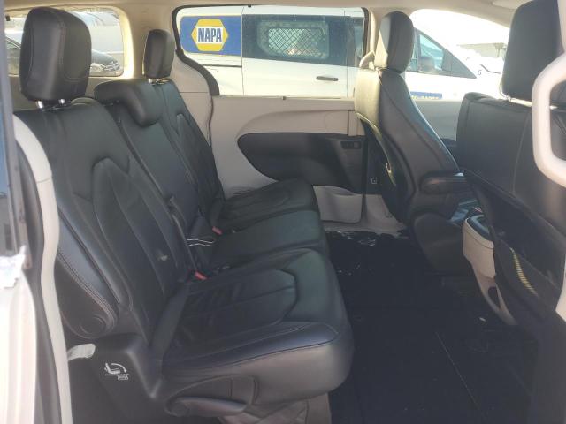 Photo 11 from auction – 2017 CHRYSLER PACIFICA T with VIN 2C4RC1BG6HR670569