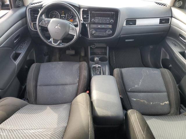 Photo 8 from auction – 2016 MITSUBISHI OUTLANDER with VIN JA4AZ3A3XGZ061621