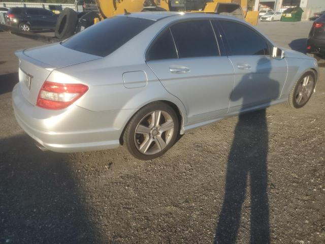 Photo 3 from auction – 2011 MERCEDES-BENZ C 300 with VIN WDDGF5EB2BR157828