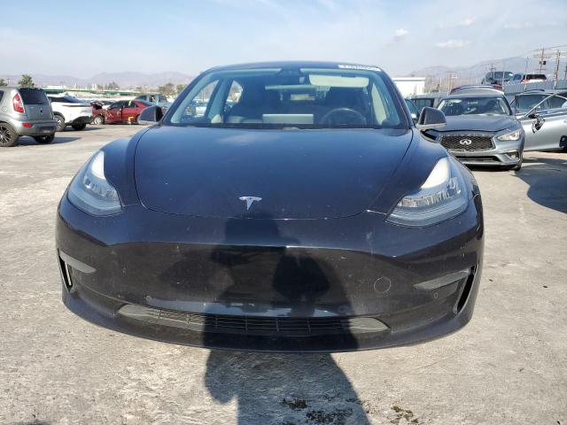 Photo 5 from auction – 2018 TESLA MODEL 3 with VIN 5YJ3E1EA6JF092689