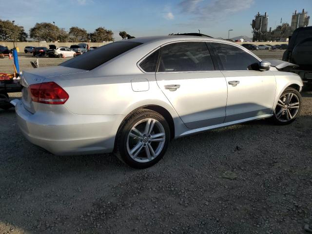 Photo 3 from auction – 2015 VOLKSWAGEN PASSAT SE with VIN 1VWBV7A33FC086209