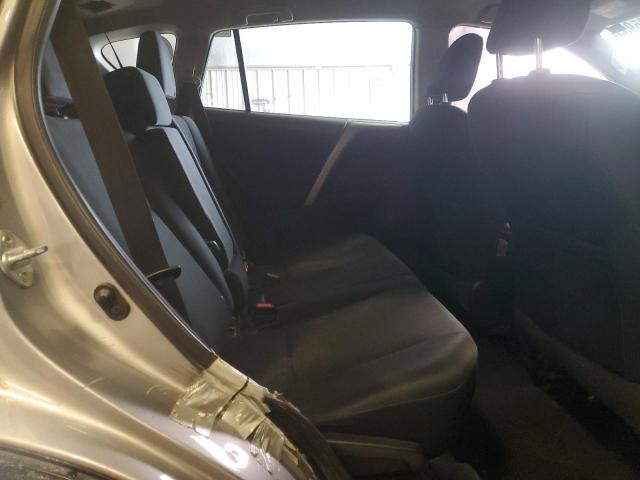 Photo 11 from auction – 2017 TOYOTA RAV4 LE with VIN 2T3BFREV7HW677540