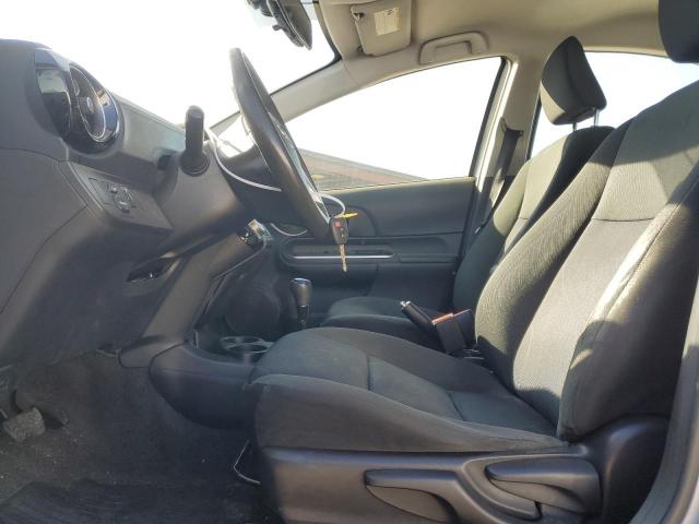 Photo 7 from auction – 2016 TOYOTA PRIUS C with VIN JTDKDTB3XG1117563