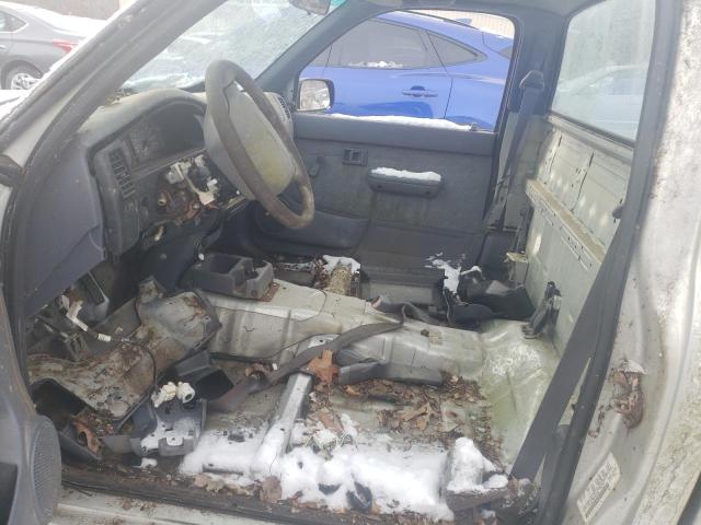 Photo 7 from auction – 2000 TOYOTA TACOMA with VIN 4TANL42N1YZ669054