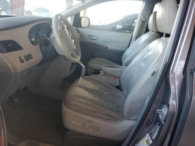 Photo 7 from auction – 2011 TOYOTA SIENNA XLE with VIN 5TDYK3DC7BS027487