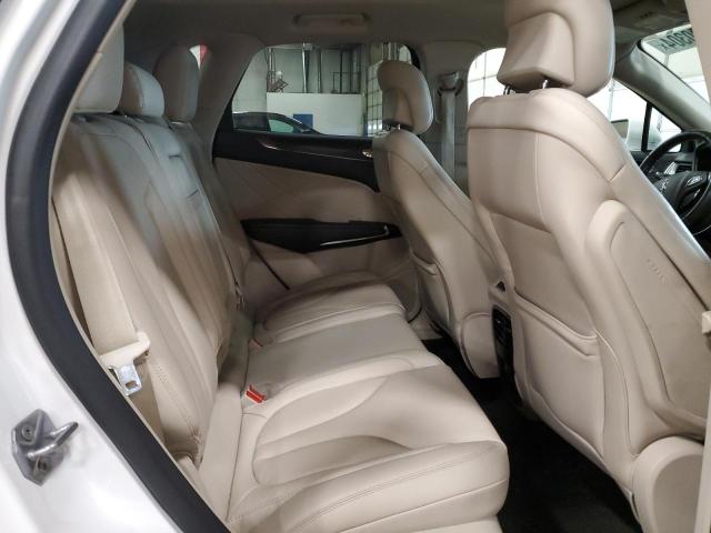 Photo 11 from auction – 2019 LINCOLN MKC RESERV with VIN 5LMTJ3DH4KUL02410