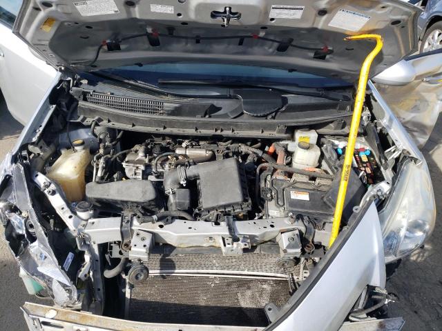 Photo 11 from auction – 2014 TOYOTA PRIUS V with VIN JTDZN3EU3EJ001134