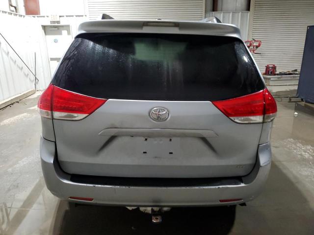 Photo 6 from auction – 2014 TOYOTA SIENNA XLE with VIN 5TDYK3DC6ES485803