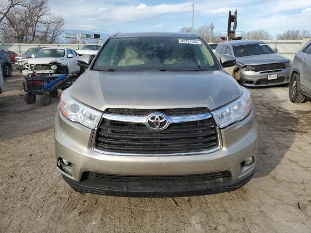Photo 5 from auction – 2016 TOYOTA HIGHLANDER with VIN 5TDDKRFHXGS230570