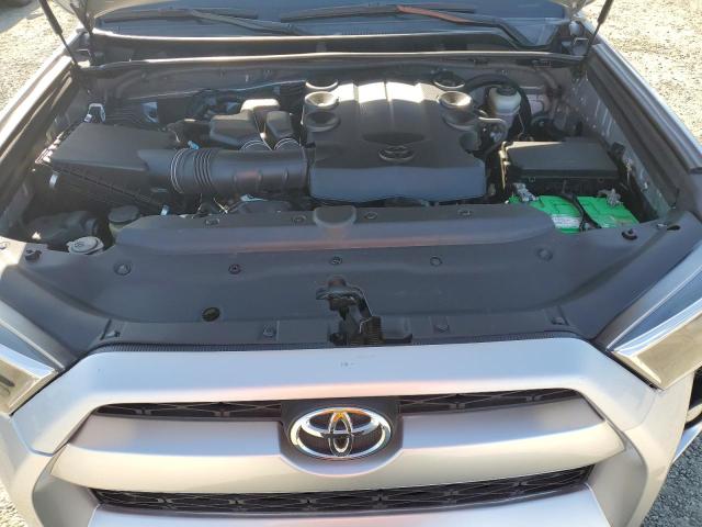Photo 12 from auction – 2017 TOYOTA 4RUNNER SR with VIN JTEZU5JRXH5155624
