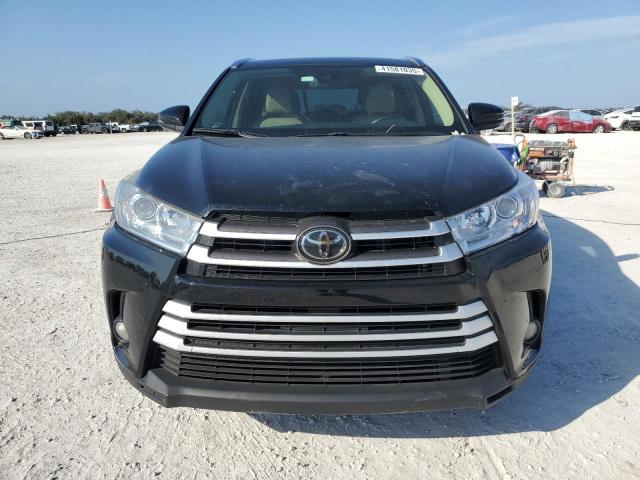 Photo 5 from auction – 2018 TOYOTA HIGHLANDER with VIN 5TDKZRFH3JS545625