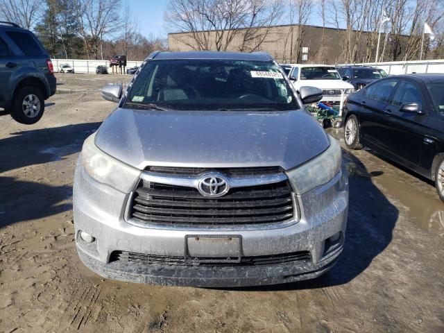 Photo 5 from auction – 2015 TOYOTA HIGHLANDER with VIN 5TDJKRFH3FS142803