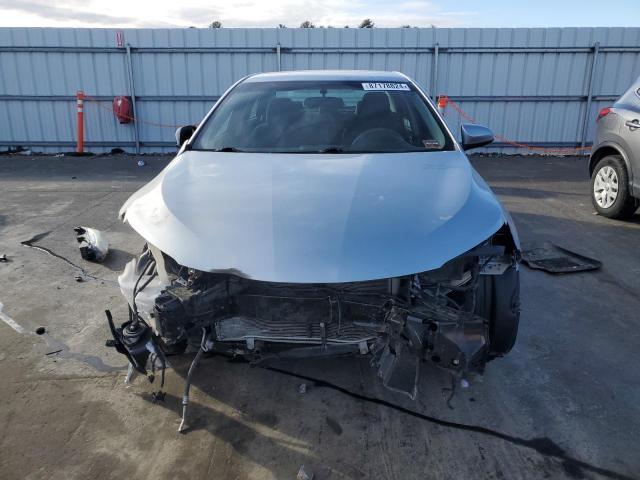 Photo 5 from auction – 2017 TOYOTA CAMRY LE with VIN 4T1BF1FK5HU690303