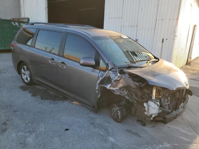 Photo 4 from auction – 2011 TOYOTA SIENNA LE with VIN 5TDKK3DC0BS003490