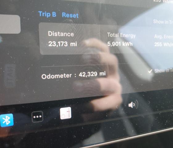 Photo 9 from auction – 2019 TESLA MODEL 3 with VIN 5YJ3E1EB3KF437588