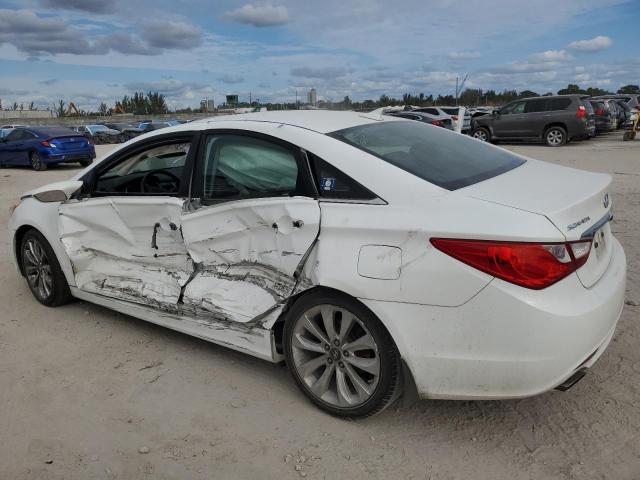 Photo 2 from auction – 2013 HYUNDAI SONATA SE with VIN 5NPEC4AC2DH684572