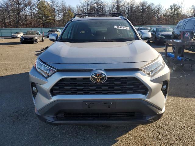 Photo 5 from auction – 2019 TOYOTA RAV4 XLE with VIN 2T3P1RFVXKC025409