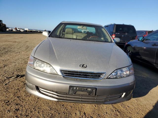 Photo 5 from auction – 2001 LEXUS ES 300 with VIN JT8BF28G110314695