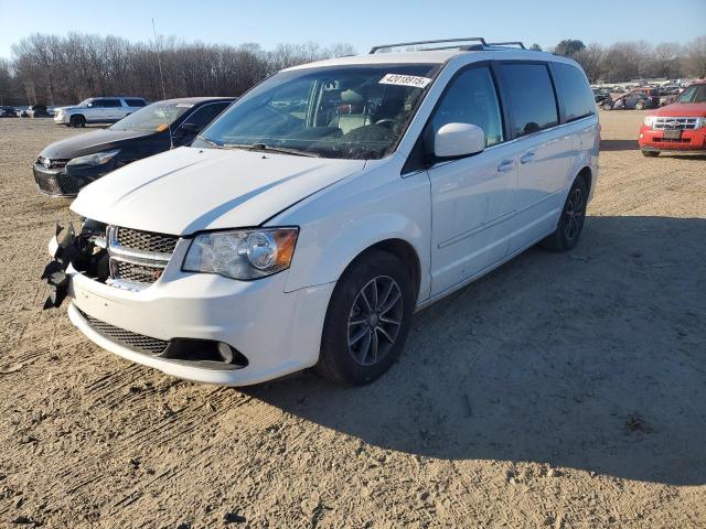 DODGE GRAND CARA 2017 with VIN 2C4RDGCGXHR580906 - Photo from auction