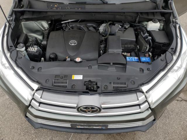 Photo 12 from auction – 2019 TOYOTA HIGHLANDER with VIN 5TDJZRFH4KS720767