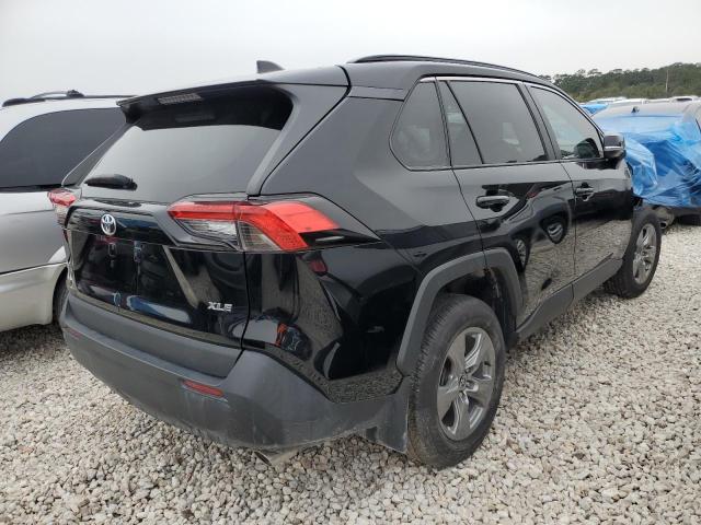 Photo 3 from auction – 2022 TOYOTA RAV4 XLE with VIN 2T3W1RFV2NC190841