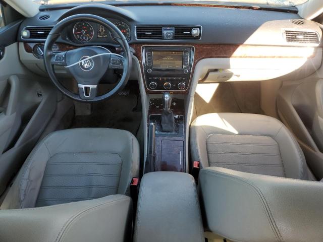 Photo 8 from auction – 2012 VOLKSWAGEN PASSAT SEL with VIN 1VWCH7A33CC032304