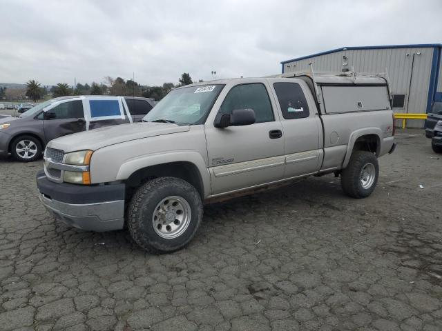 CHEVROLET SILVERADO 2004 z numerem VIN 1GCHK29214E368614 - Zdjęcie z aukcji