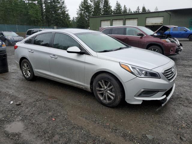 Photo 4 from auction – 2017 HYUNDAI SONATA SE with VIN 5NPE24AF2HH545352