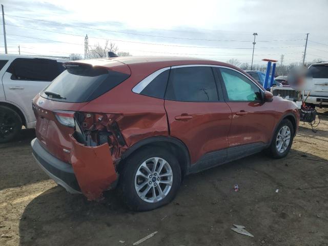 Photo 3 from auction – 2020 FORD ESCAPE SE with VIN 1FMCU9G65LUA52815