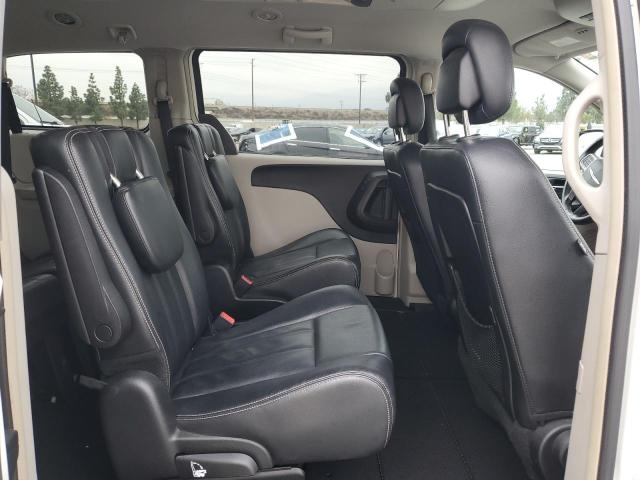 Photo 11 from auction – 2013 CHRYSLER TOWN & COU with VIN 2C4RC1BGXDR734347