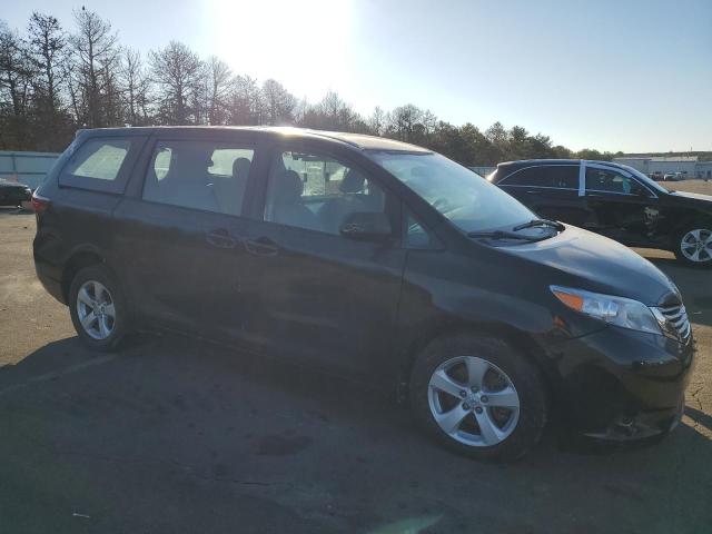 Photo 4 from auction – 2017 TOYOTA SIENNA with VIN 5TDZZ3DC2HS859330