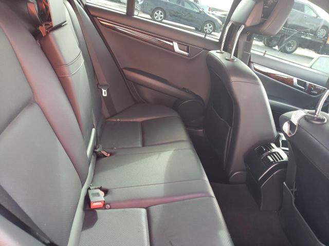 Photo 10 from auction – 2014 MERCEDES-BENZ C 250 with VIN WDDGF4HB0ER317618