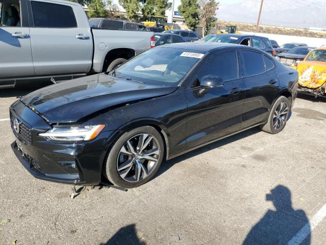 2022 VOLVO S60 B5 R-D