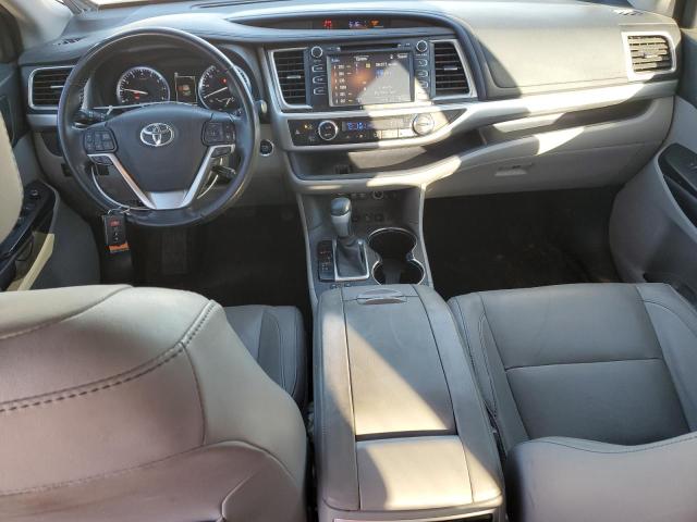 Zdjęcie 8 z aukcji – 2017 TOYOTA HIGHLANDER z VIN 5TDJZRFH6HS418292