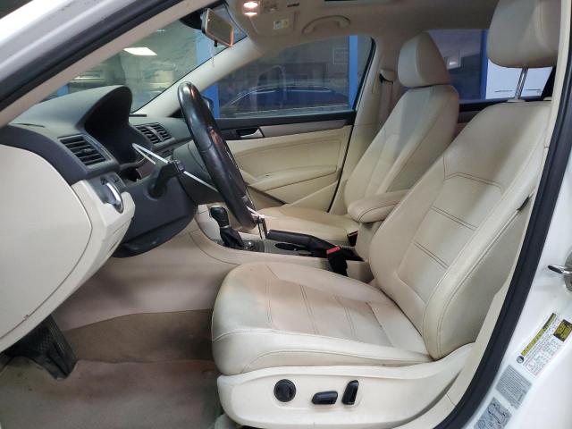 Photo 7 from auction – 2015 VOLKSWAGEN PASSAT SE with VIN 1VWBV7A33FC074867