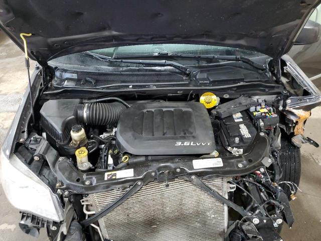 Photo 12 from auction – 2016 CHRYSLER TOWN & COU with VIN 2C4RC1BG2GR247860