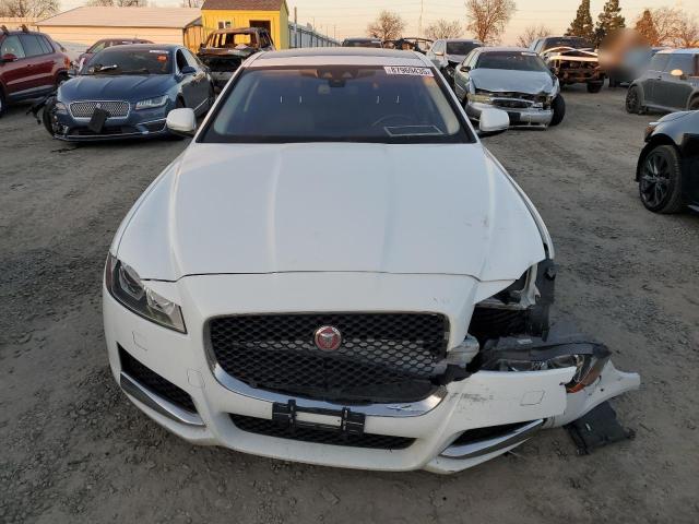 Photo 5 from auction – 2017 JAGUAR XF PREMIUM with VIN SAJBD4BV2HCY32514